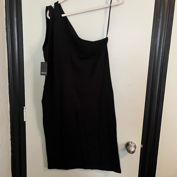 NWT Torrid One Shoulder Bodycon Dress - Picture 6 of 8